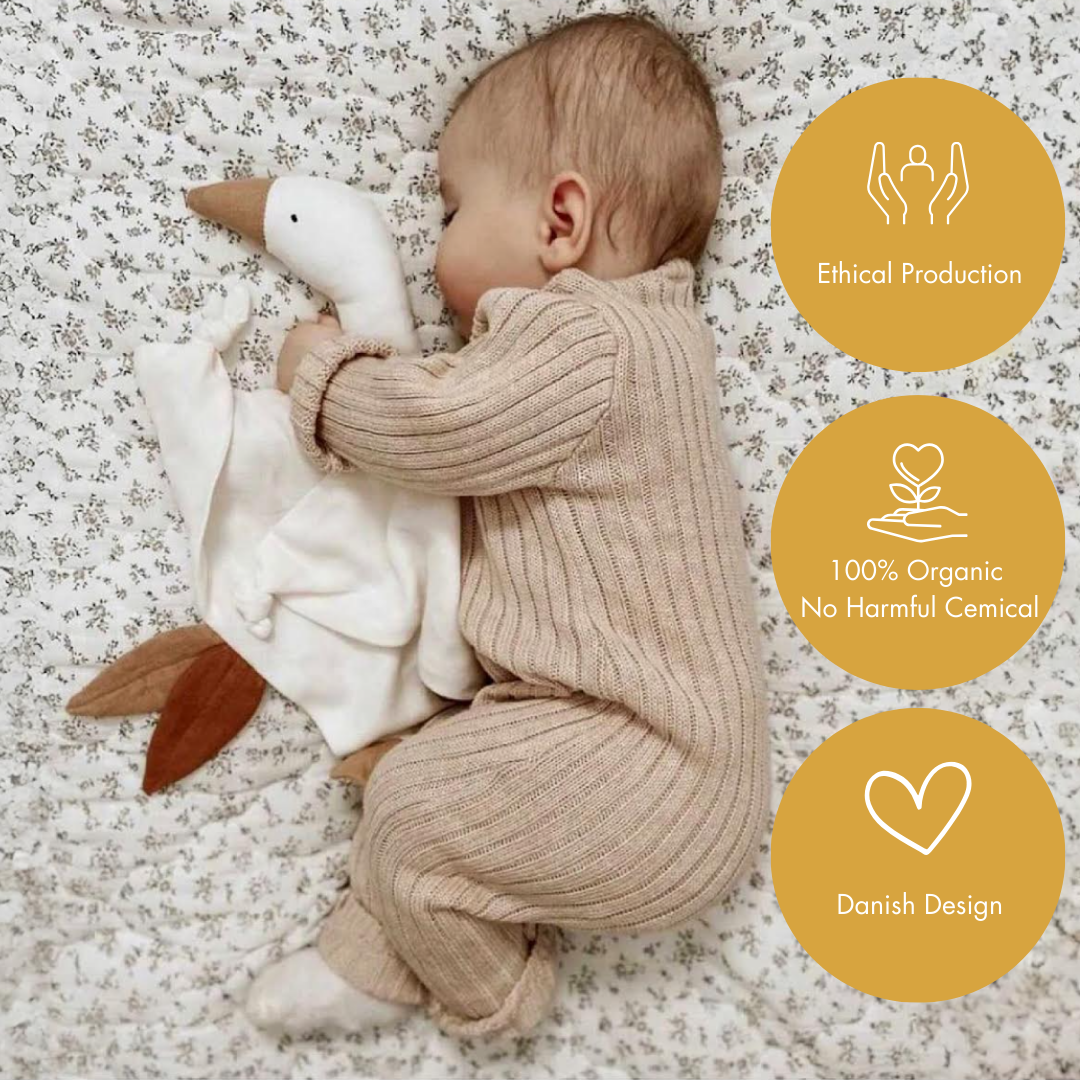 Cuddle Cloth Goose – Moonmilk