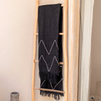 LINGGAH – Handgewebter Baumwollplaid schwarz 140 × 200 cm