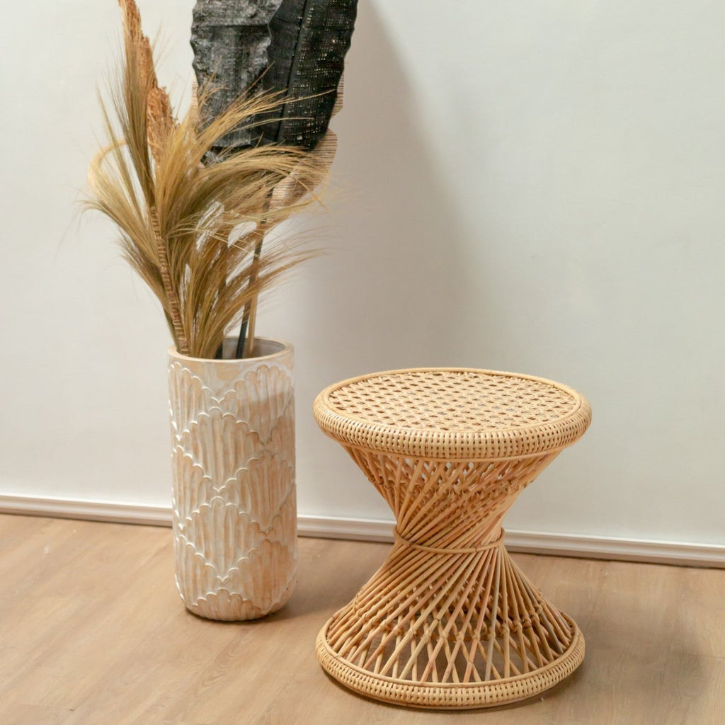 LUHU – Handmade rattan side table