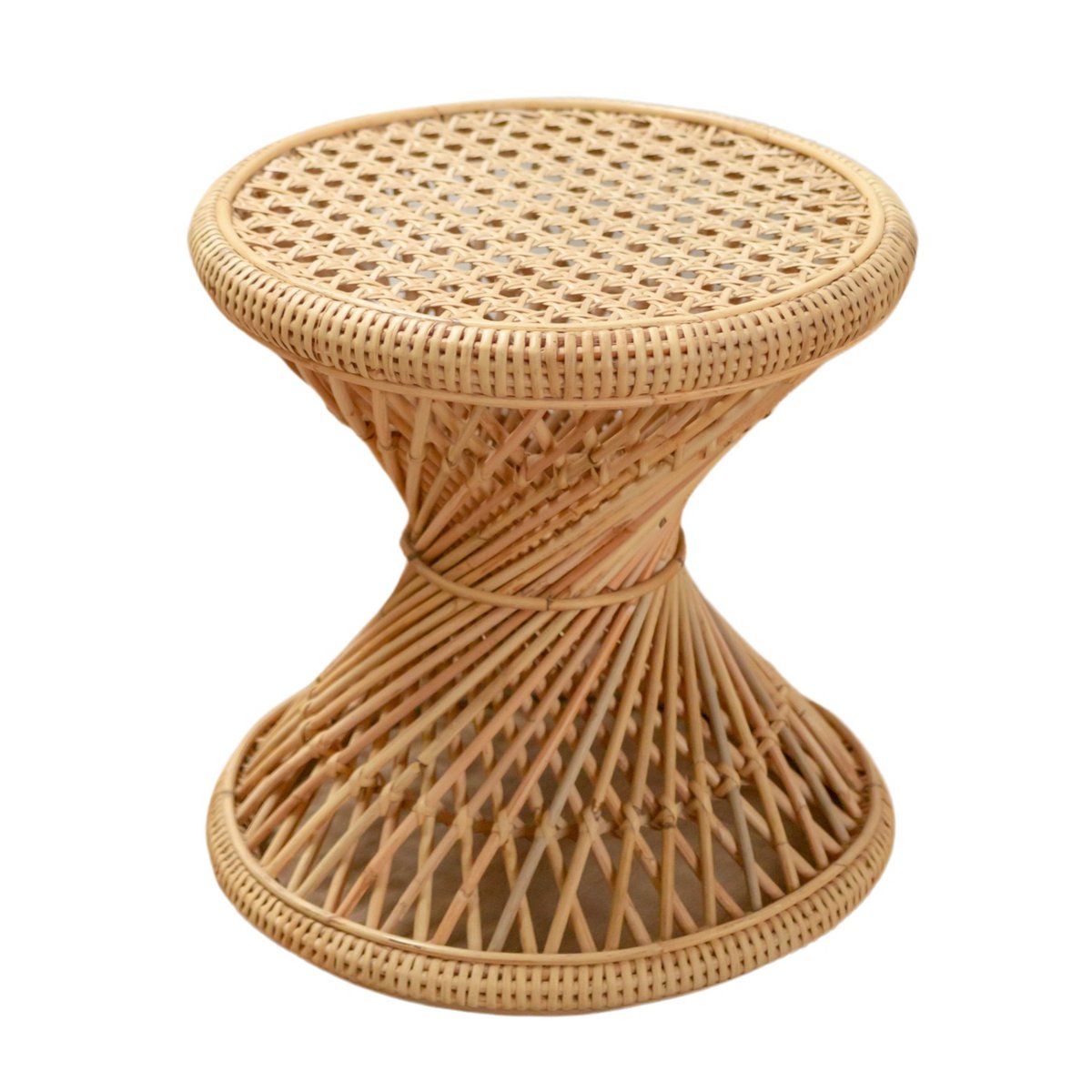 LUHU – Handgemaakte rotan bijzettafel