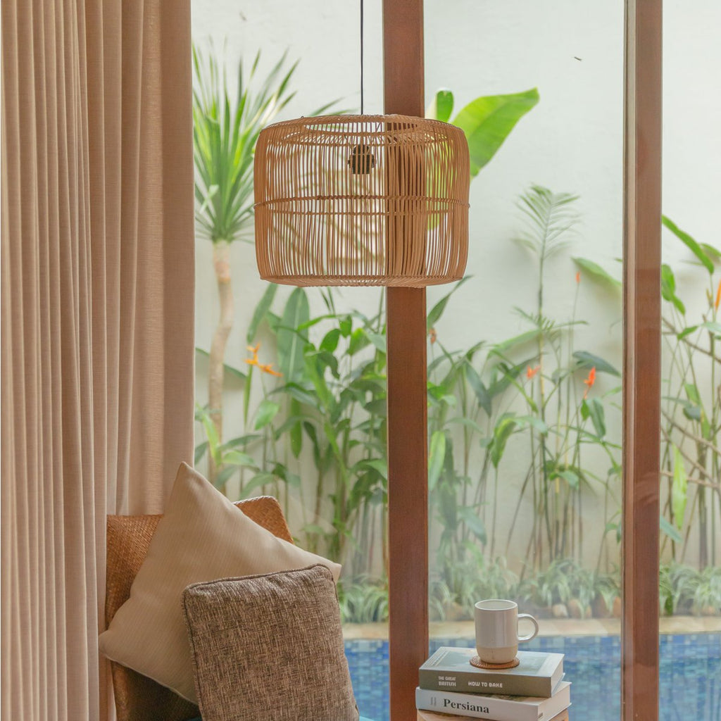 LIKU – Handgefertigter Lampenschirm aus Rattan