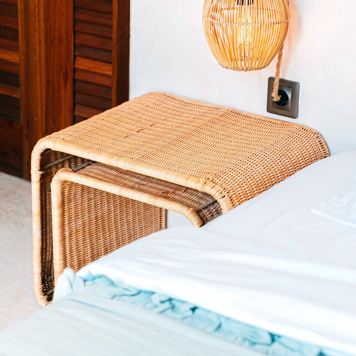 BAYU – Handmade rattan side table