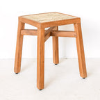 SUBANG – Handgemaakte kruk van Trembesi-hout & rotan