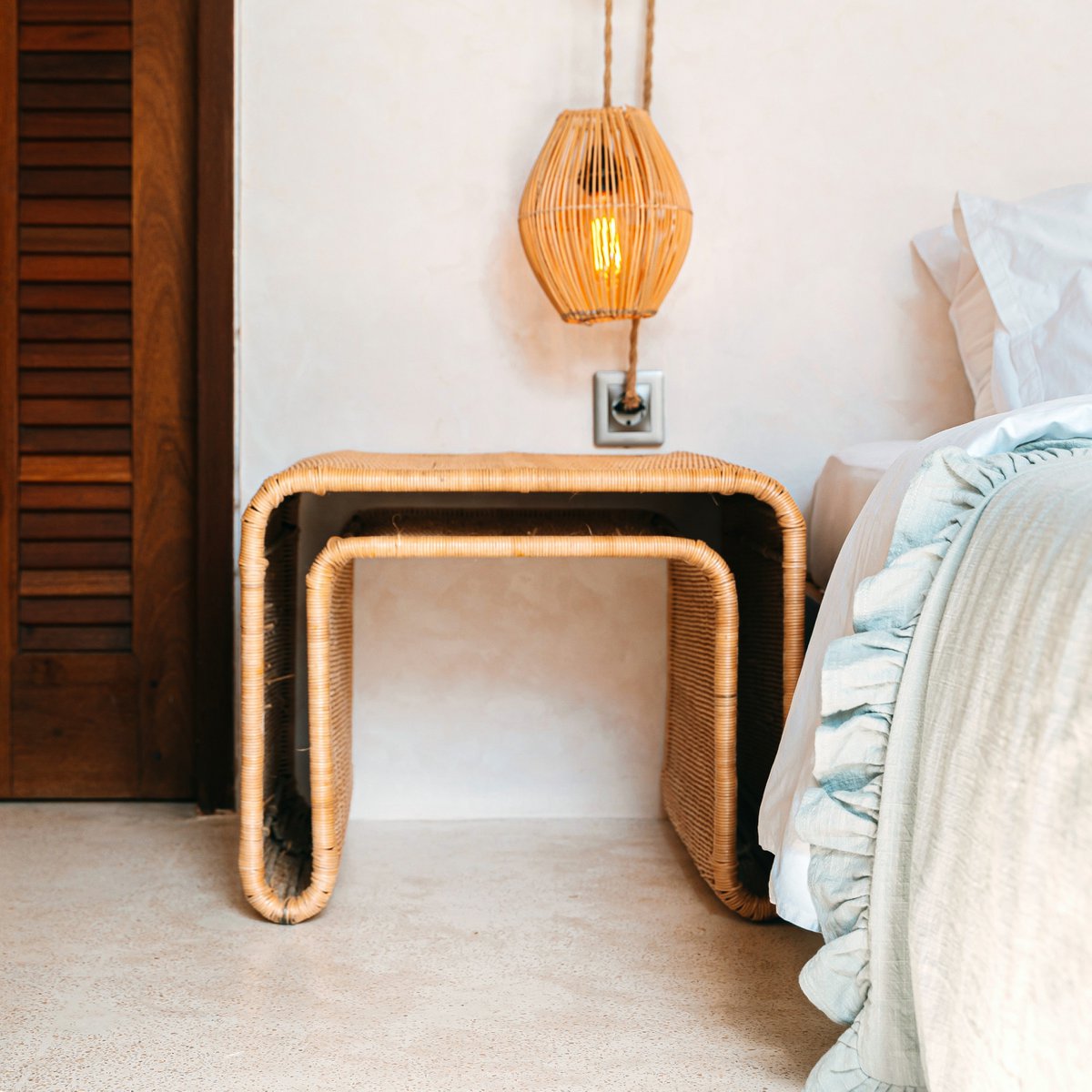 BAYU – Handmade rattan side table