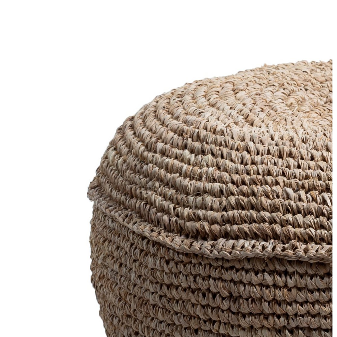 TELU – Handgefertigter Raffia-Pouf