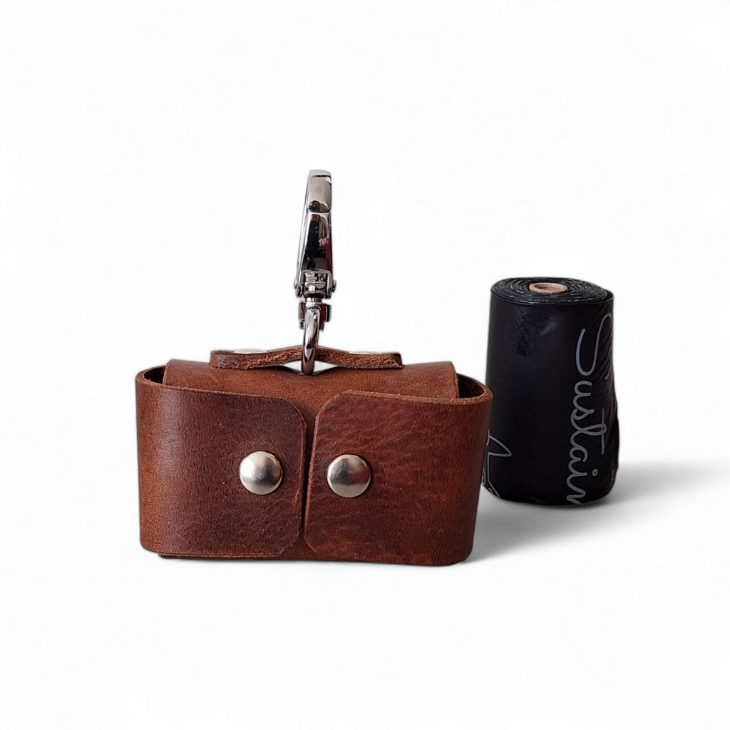 Cooper & Quint poop bag holder - tanned leather - Brown