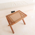 INDRA – Handgefertigter Hocker aus Trembesi-Holz & Recyclingpapier