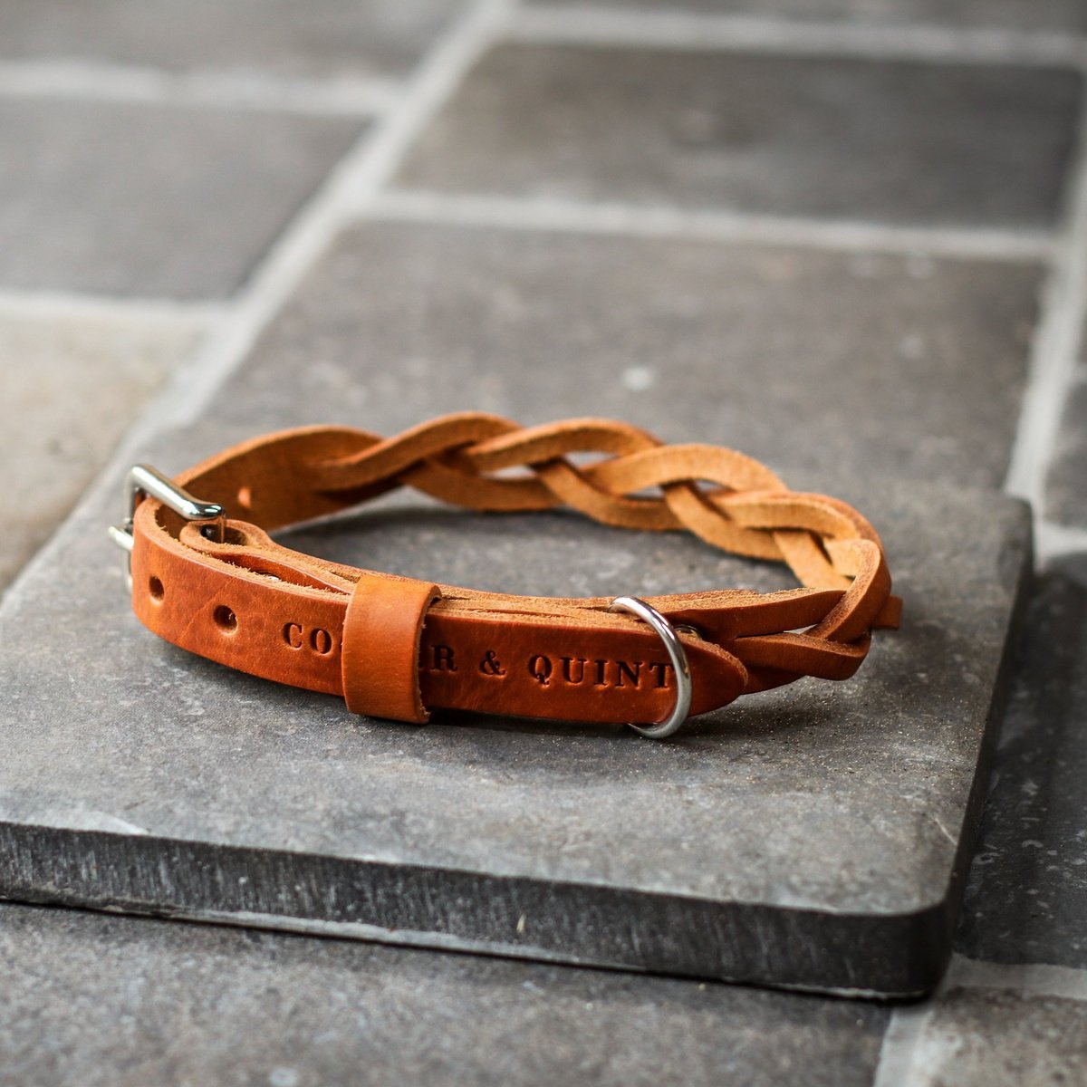 Cooper & Quint Gedrehte Geflochtene Hundehalskette – Camel